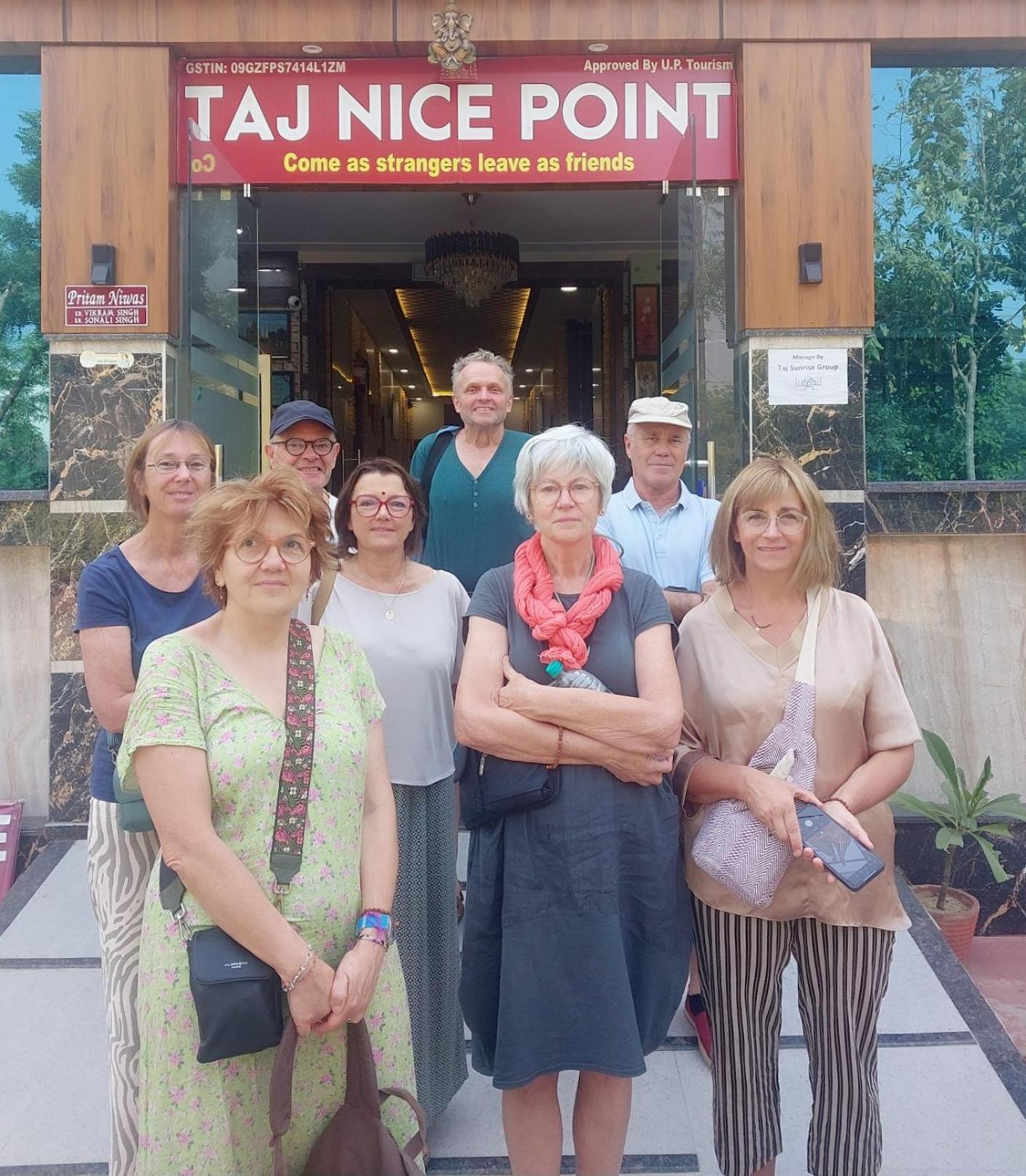 Taj Nice Point Manage By Taj Sunrise Group Agra  Buitenkant foto