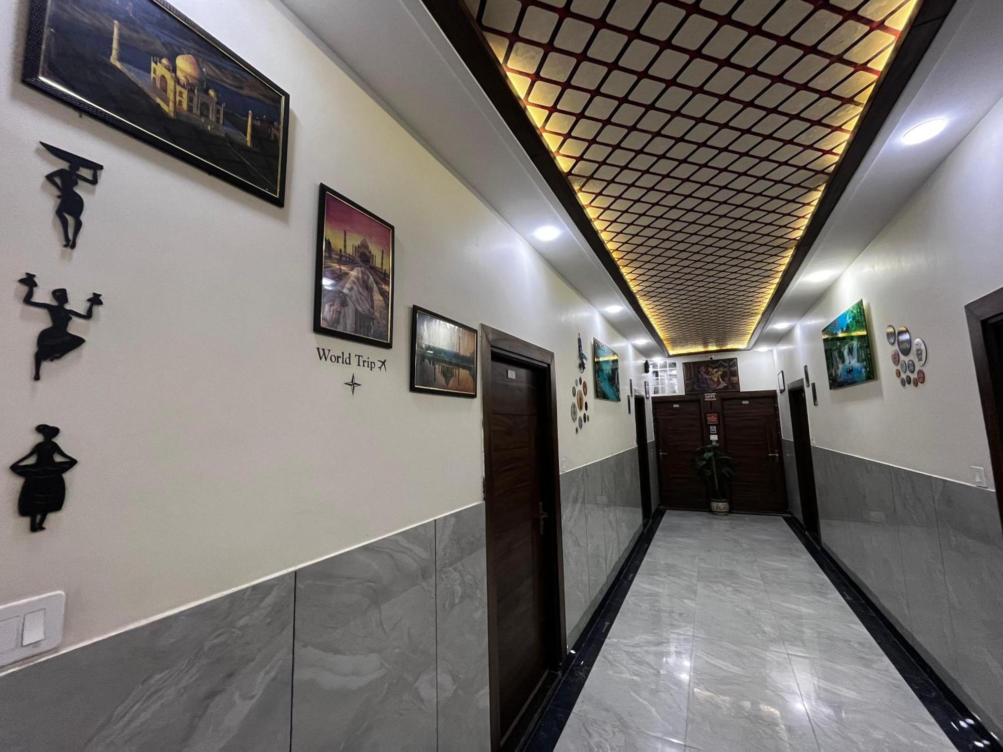 Taj Nice Point Manage By Taj Sunrise Group Agra  Buitenkant foto